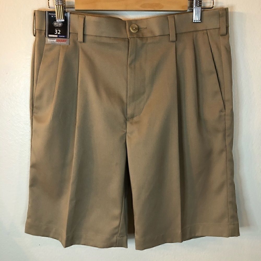NWT Roundtree & Yorke sz 32 short travel smart tan